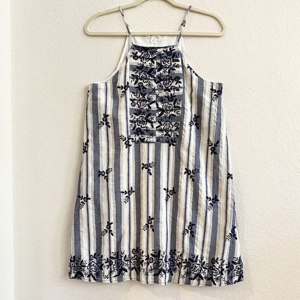 Francesca's Shift Dress Miami Embroidered Chambray Summer Tunic Dress Sz S